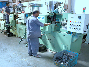 Nut Tapping Machine